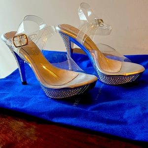 Bikini competition clear heels